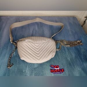 Steve Madden EUC Handbag Waist Bag Fanny Pack Pre Owned